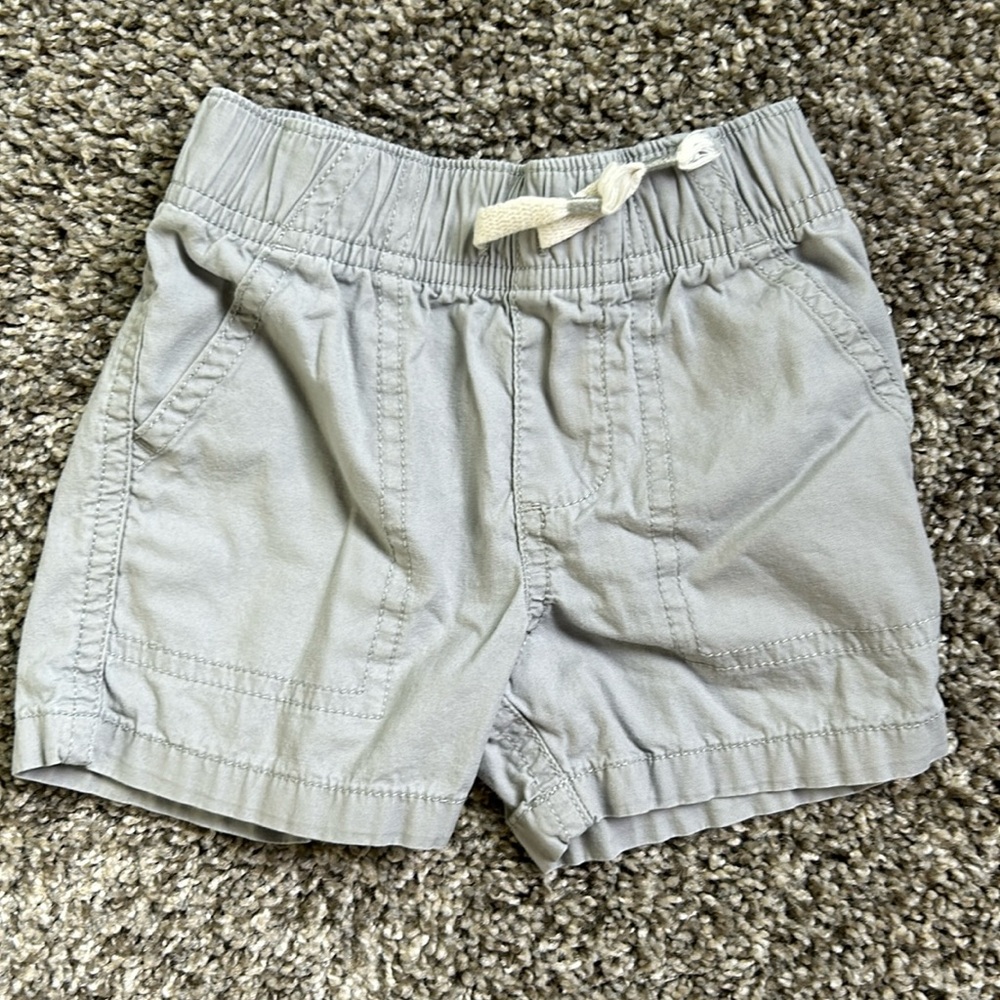12 month toddler boys Garanimals gray pull on drawstring shorts with pockets